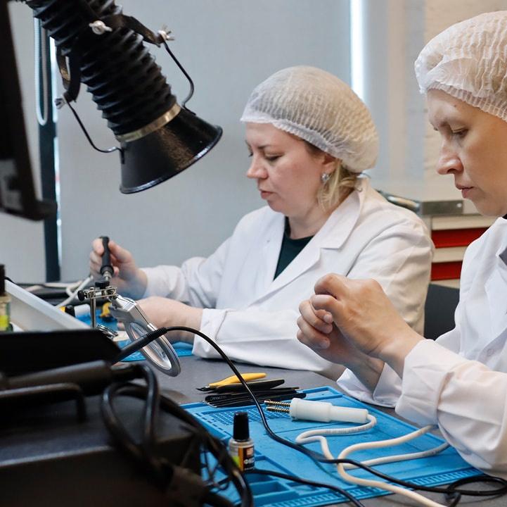 Учебный центр академии «Калашников» начал обучение по профессии монтажника радиоэлектронной аппаратуры