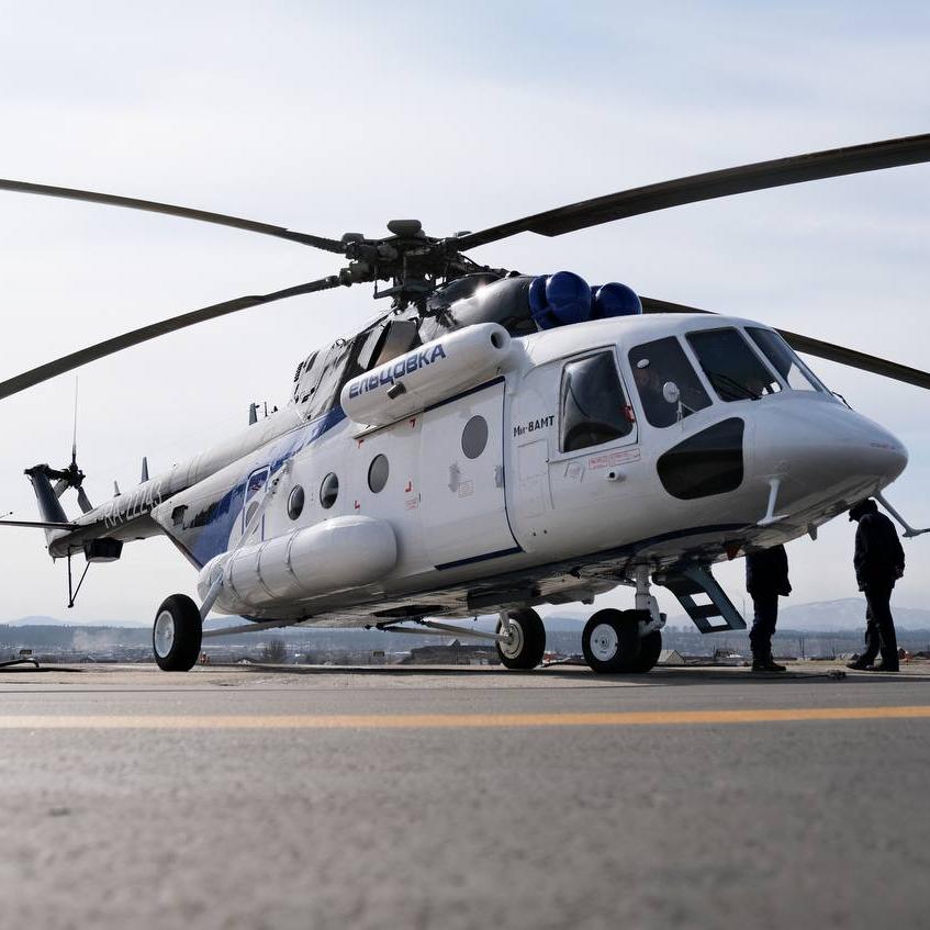 Ростех передал два вертолета Ми-8АМТ предприятию «Ельцовка» 