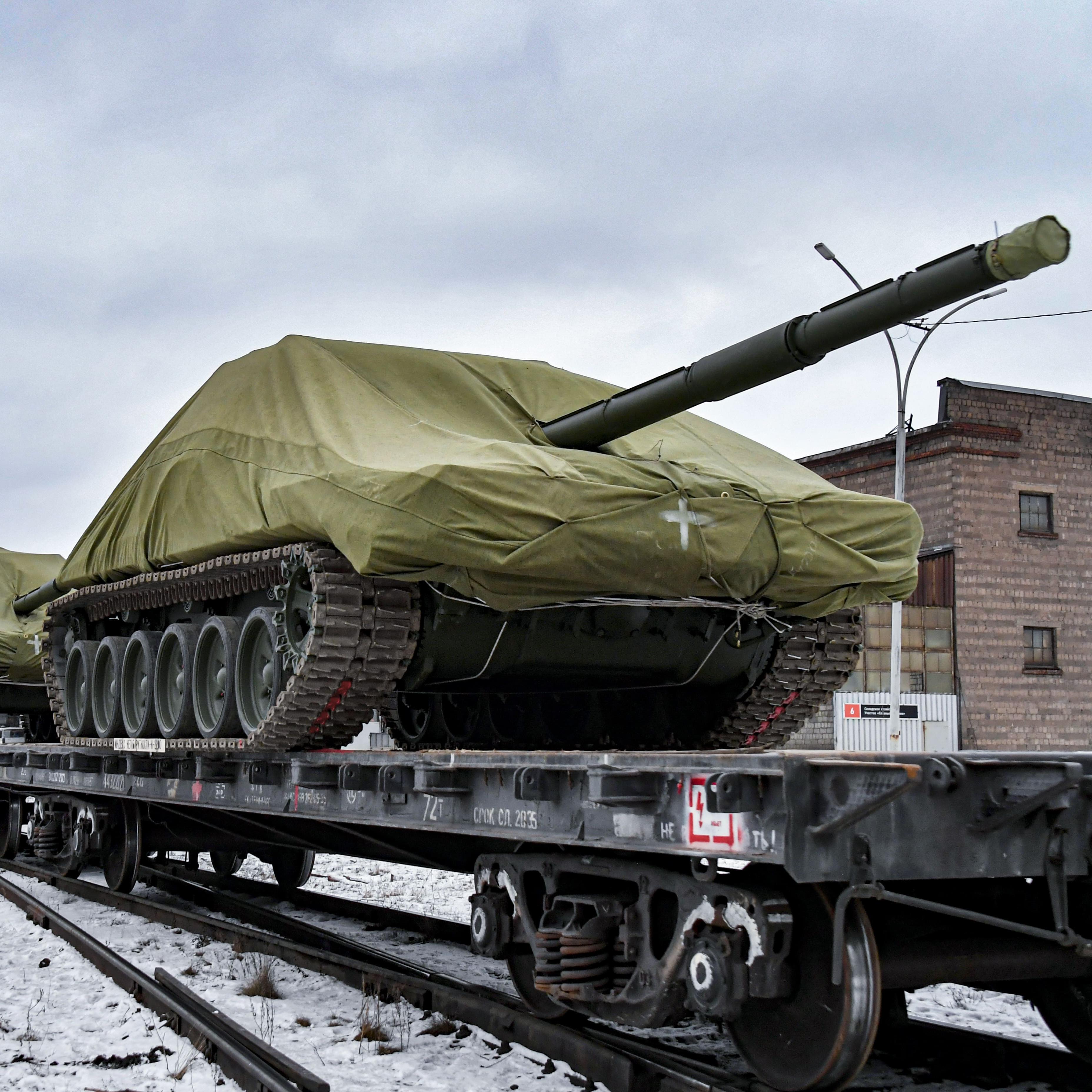 Уралвагонзавод отгрузил Минобороны РФ партию танков Т-72Б3М